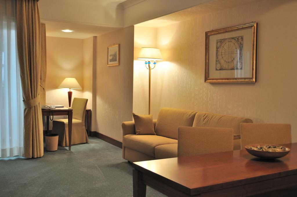 Hotel Pineta Palace Rome Exterior photo