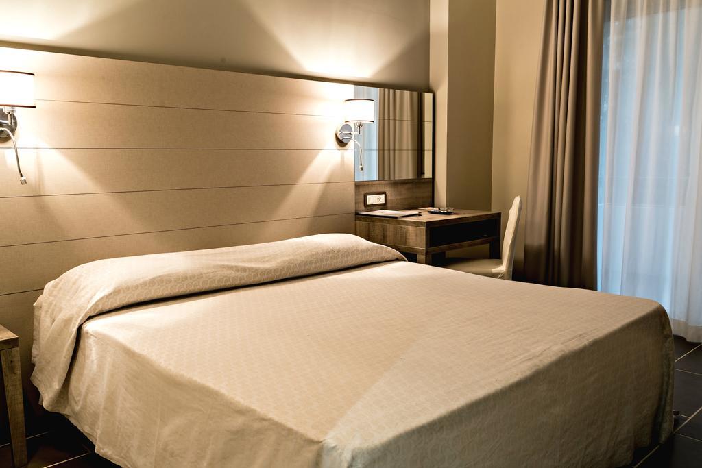 Hotel Pineta Palace Rome Exterior photo